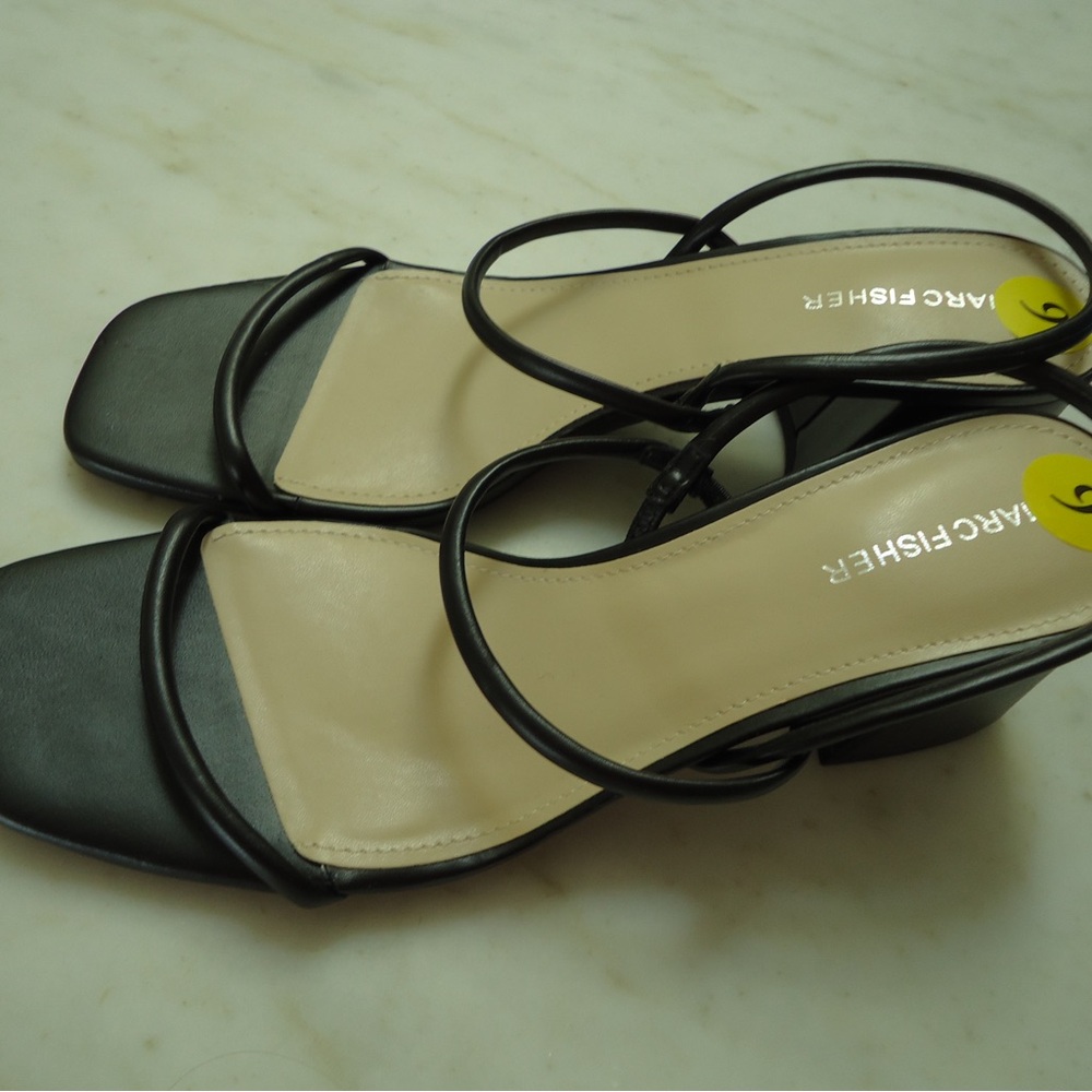 Marc fisher black strap heals